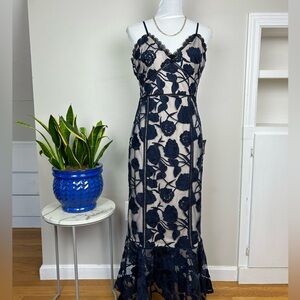 LULU’S NWT Alluring Dream Navy Floral Lace Appliqué Mermaid Trumpet Midi Dress